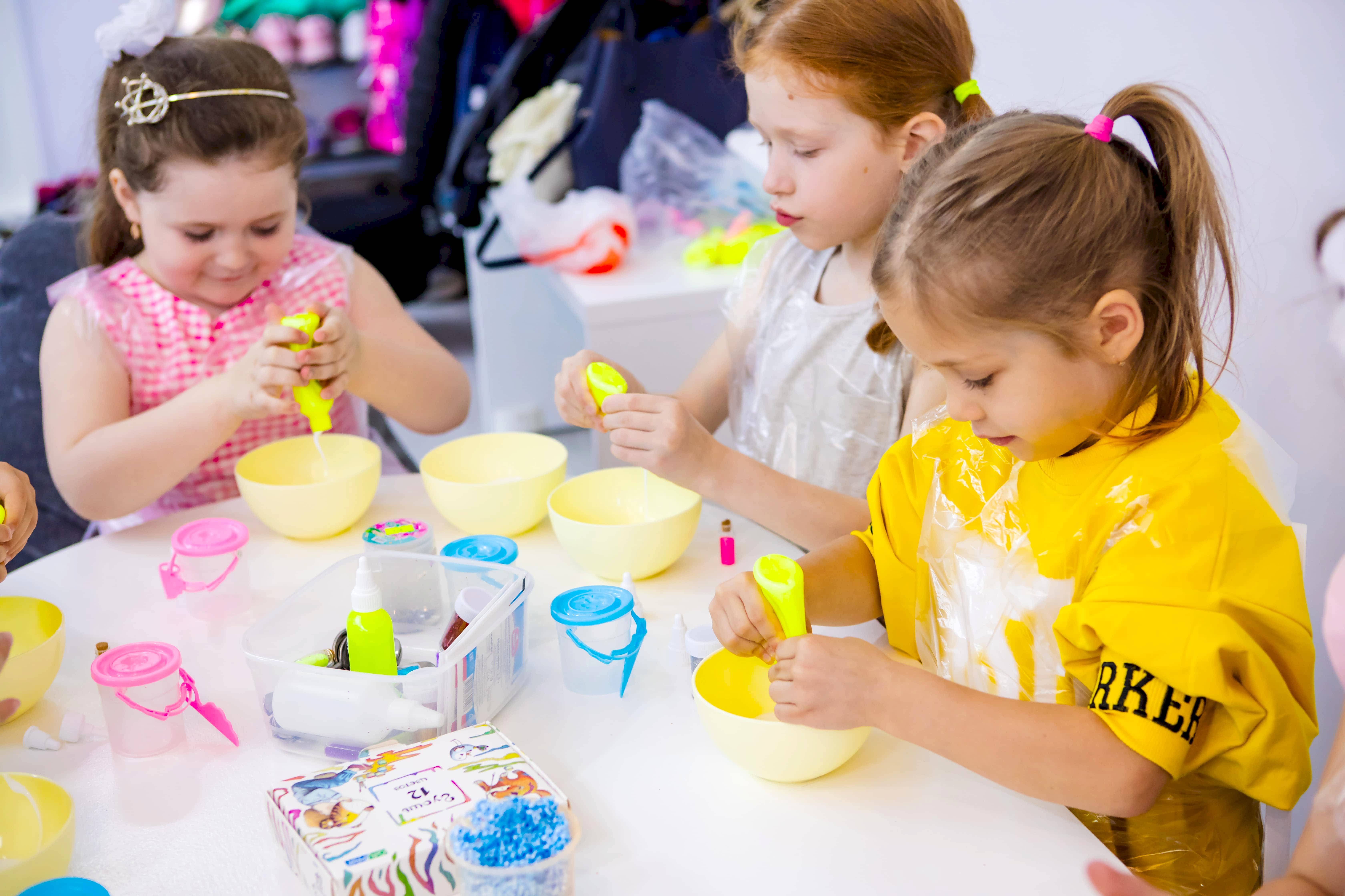 Мастер-классы в студии детских праздников в Алматы